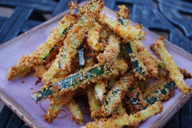 These Crispy Parmesan Zucchini Fries make the perfect dinner side dish and taste great when served with a side of marinara sauce for dipping!