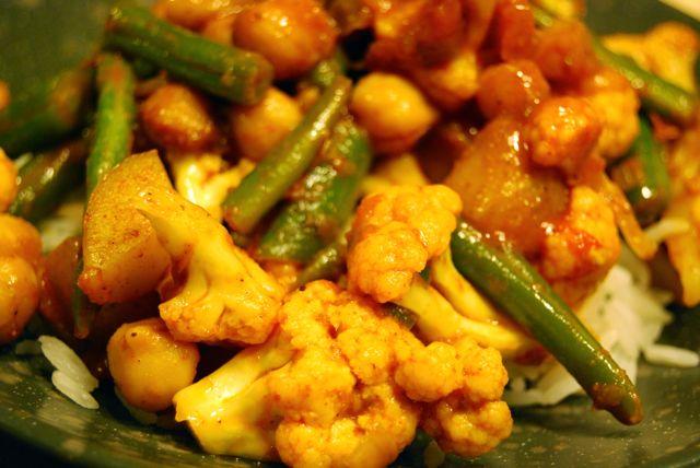 Indian Spiced Cauliflower & Potatoes