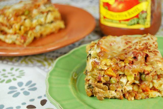 Did you know you can make lasagna in the slow cooker? Try this vegetarian Crockpot Lentil Vegetable Lasagna next time you're craving Italian!