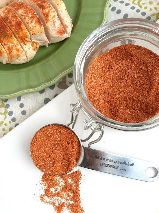 This salt free spice rub is the perfect seasoning mix to put on chicken, pork or fish to add extra flavor!