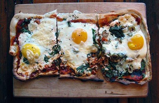 breakfast pizza