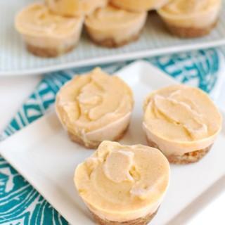 frozen yogurt pumpkin pie bites