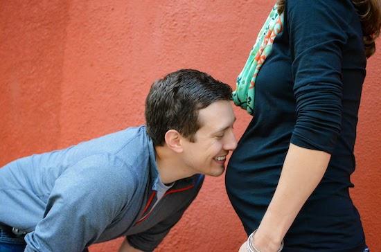 Need some picture ideas for your maternity photo shoot?  Commemorate this special time during your pregnancy with special photos of you and your baby.