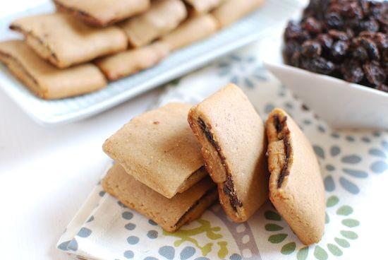 Like Fig Newtons? These homemade Raisin Newtons are made with real ingredients and taste even better than store bought. They make the perfect afternoon snack and your kids will love them.