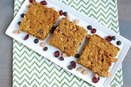 These Pumpkin Cranberry Oat Bars make a healthier dessert option to satisfy your sweet tooth!