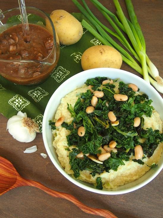 These Cheesy Vegan Cauliflower Mash Bowls are perfect for Meatless Monday and full of vegetarian protein to keep you full all night.