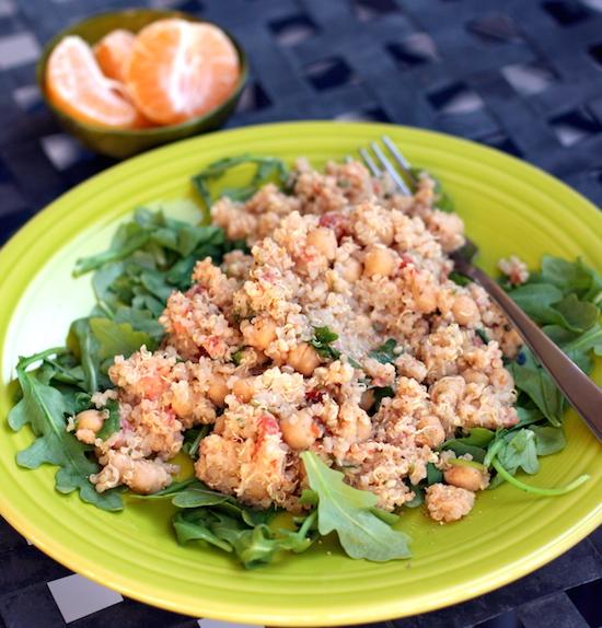 Quick Easy Dinners 4 Do you struggle with making healthy dinners during the week? Here's a 6 step plan from a Registered Dietitian to help you quickly put together nutritious meals!