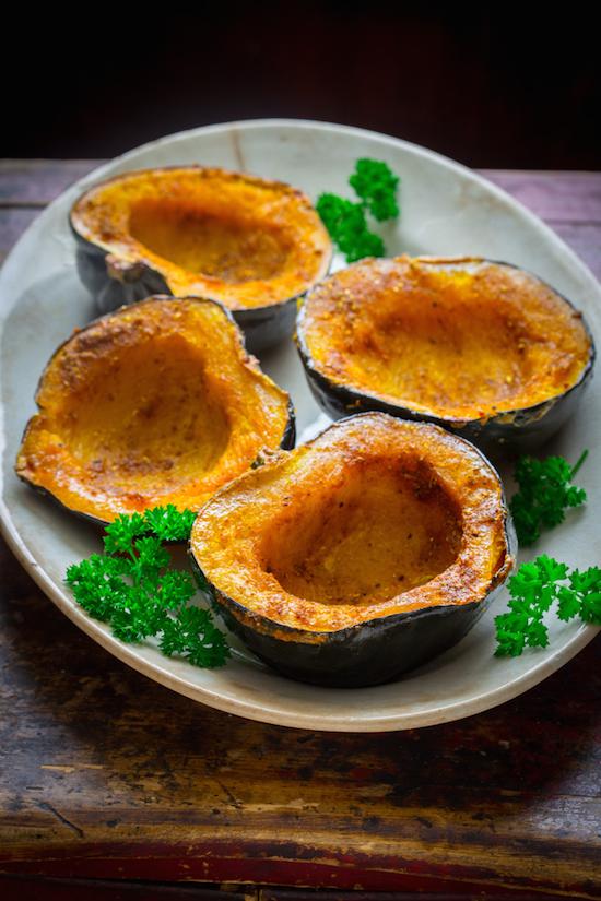 Looking for a healthy, seasonal side dish? This curry Roasted Acorn Squash requires just a few ingredients and makes the perfect compliment to a fall or winter meal!