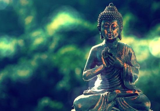 This simple guide to Beginner Meditation will help you add mindfulness to your daily routine.