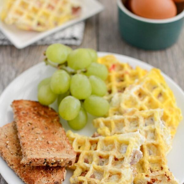 Ready in one minute and easy to customize, after trying these Egg Waffles you'll never want to cook eggs in a pan again!