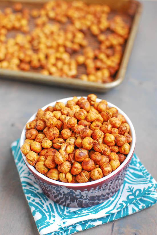 Want to know the secret to perfectly roasted chickpeas? Click to find out the recipe!