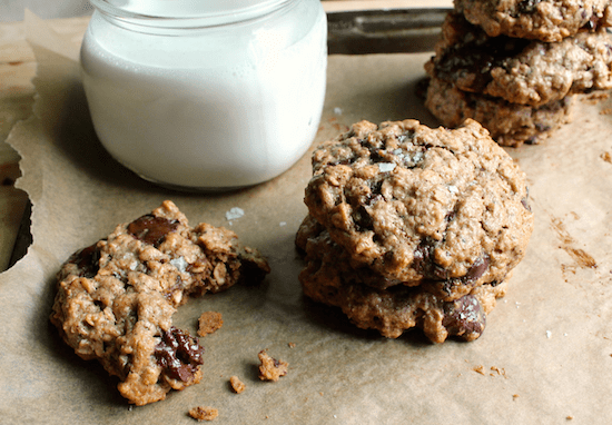 Dark Chocolate Almond Oatmeal Cookies