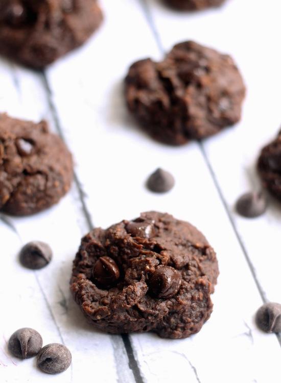 Black Bean Zucchini Cookies + 5 Healthy Ways To Eat Black Beans