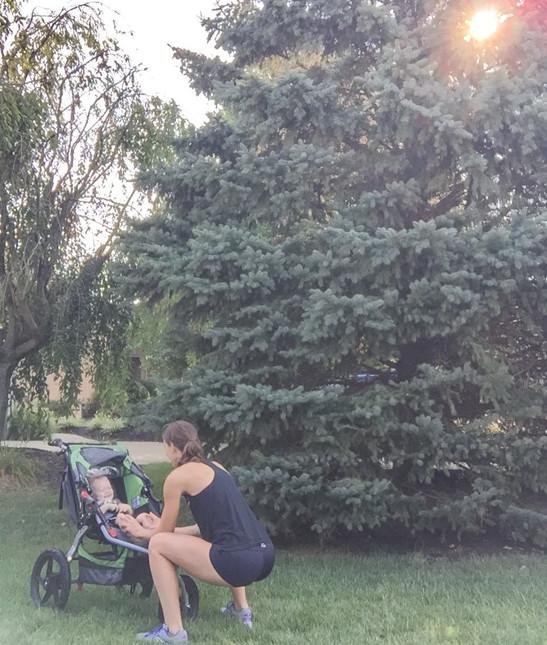 This Stroller Workout is a fun way to break up your next walk or run by adding short fitness breaks that include lunges, squats, burpees and planks. Fun for you AND baby!