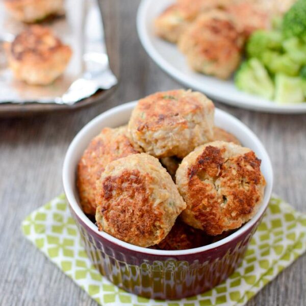 These Thai Chicken Meatballs are bursting with fresh Asian flavors and are perfect for a quick, easy lunch or dinner. Make a batch during your next food prep session and enjoy them warm or cold!