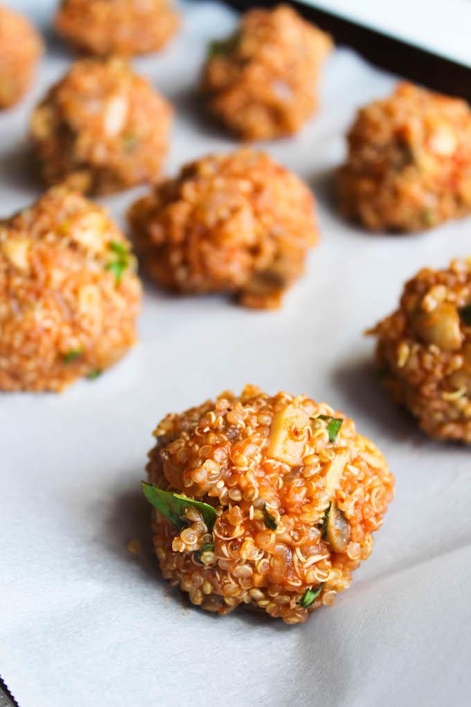 This Mushroom Quinoa Meatball Sandwich recipe is a great meatless alternative to your favorite meatball sub! Enjoy it with a glass of wine for an easy vegetarian dinner!