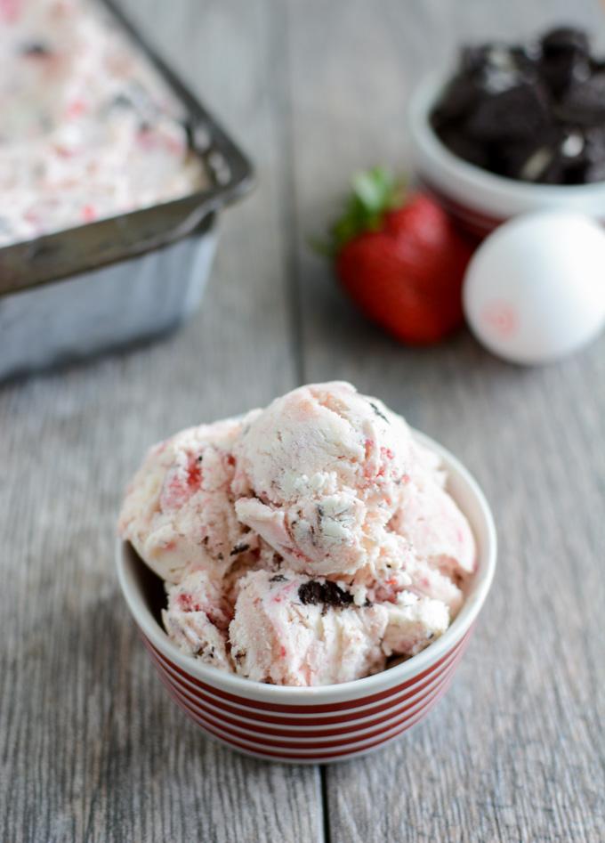 This Strawberry Cookies and Cream Ice Cream is an easy recipe to make without an ice cream maker and is a fun twist on a classic flavor. The perfect summer dessert!