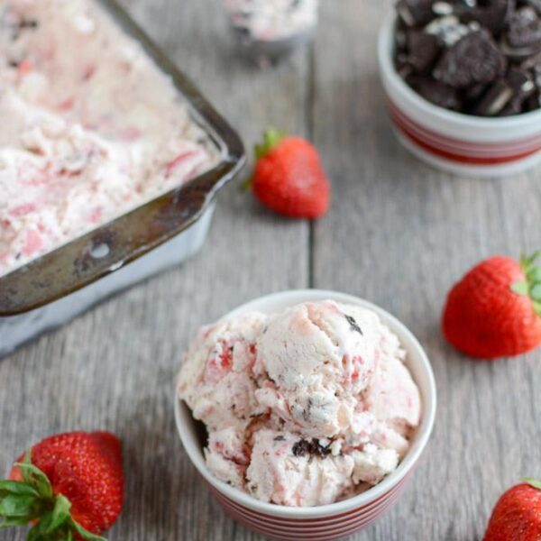 This Strawberry Cookies and Cream Ice Cream is easy recipe to make without an ice cream maker and is a fun twist on a classic flavor. The perfect summer dessert!
