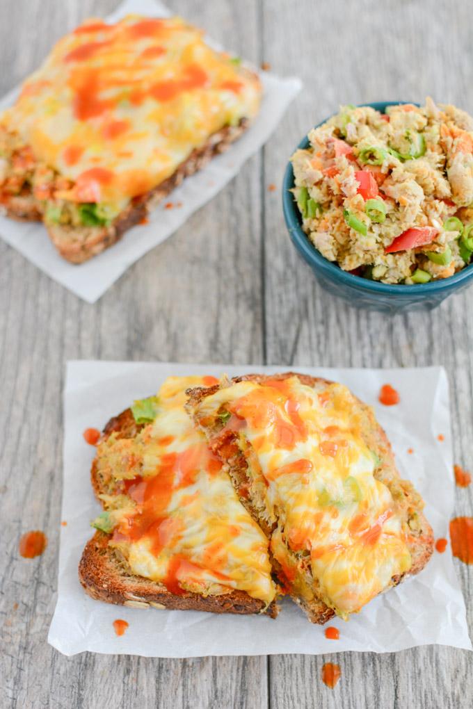 This recipe for Easy Tuna Melts comes together quickly and is great for lunch! Try it to help add more seafood to your diet!