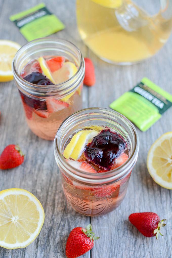 This Sparkling Green Tea is perfect for summer. Add some bubbles to make it more exciting and some frozen fruit cubes to cool it down while adding flavor!