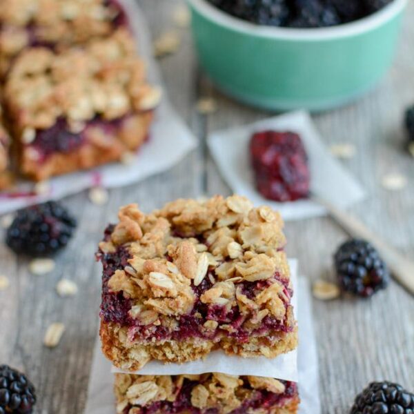 Serve these Blackberry Crumble Bars for a healthy dessert everyone will love! Make them with fresh or frozen blackberries and serve them for a party or a kid-friendly evening treat.