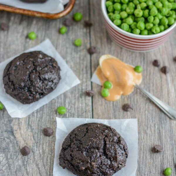 Chocolate Pea Cookies made with green beans and peanut butter.