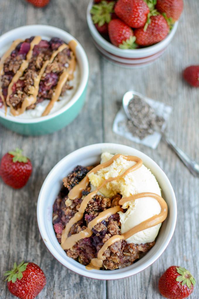 Healthy Fruit Crisp Top With Yogurt For Breakfast 