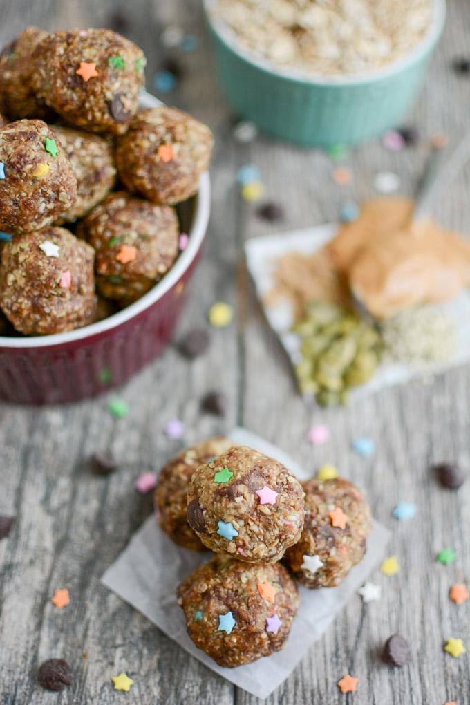 Peanut Butter Hemp Energy Balls made with oats and flax