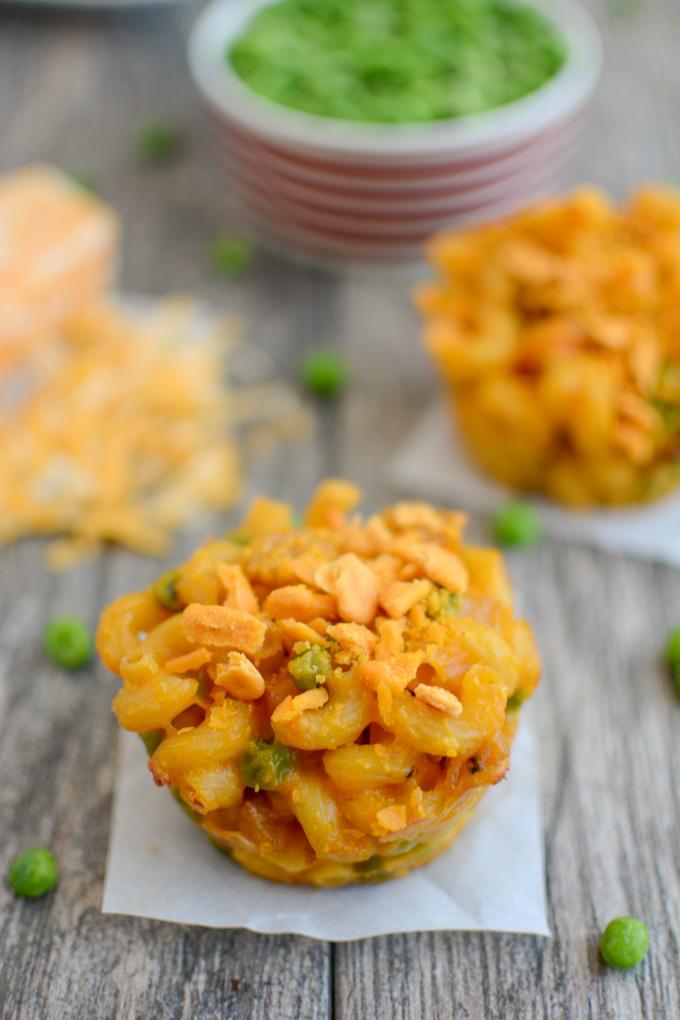 Macaroni and Cheese Muffins with sausage and peas