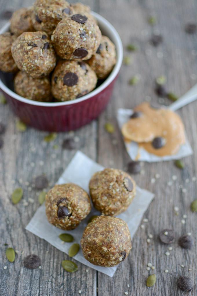 Go-To Energy Ball Recipe great for kids or snack for breastfeeding moms