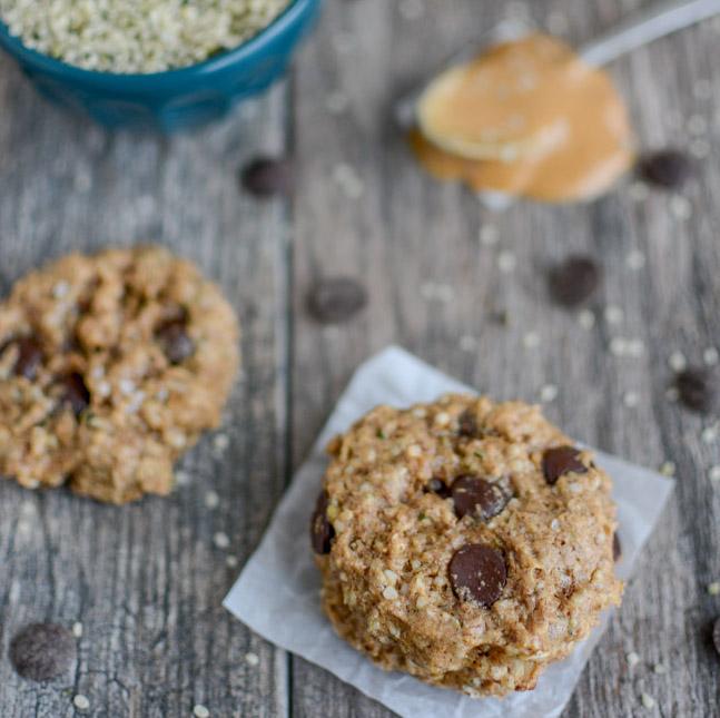 peanut butter hemp cookies