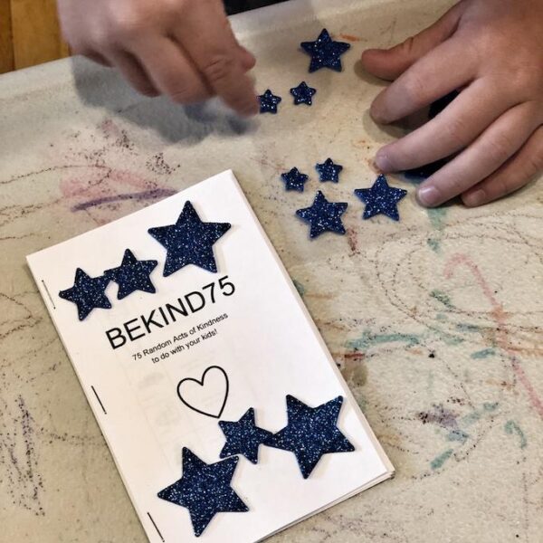 75 acts of kindness booklet for kids with star stickers