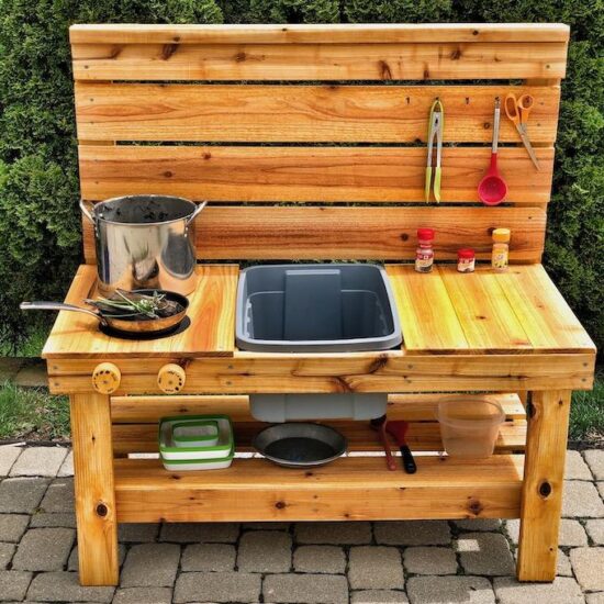 How To Build A Mud Kitchen for under $100