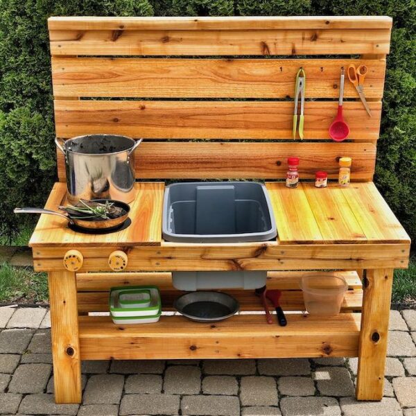How To Build A Mud Kitchen for under $100