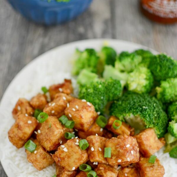 Honey Garlic Air Fryer Tofu with white rice and broccoli