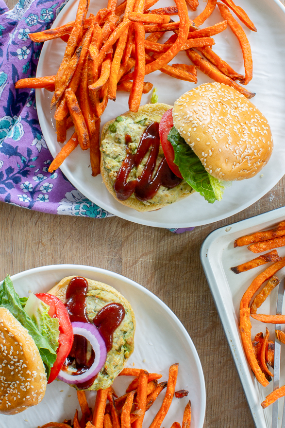 Avocado Chicken Burgers 3 easy healthy chicken avocado burgers with fries