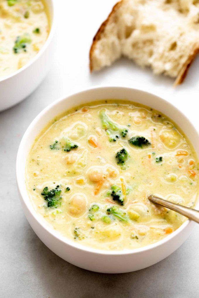 cheesy broccoli cauliflower soup