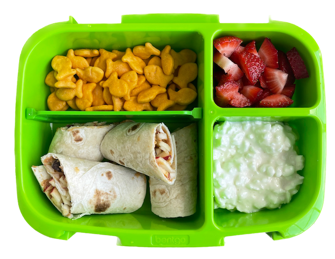 cold lunch ideas for kindergarteners - peanut butter apple wraps