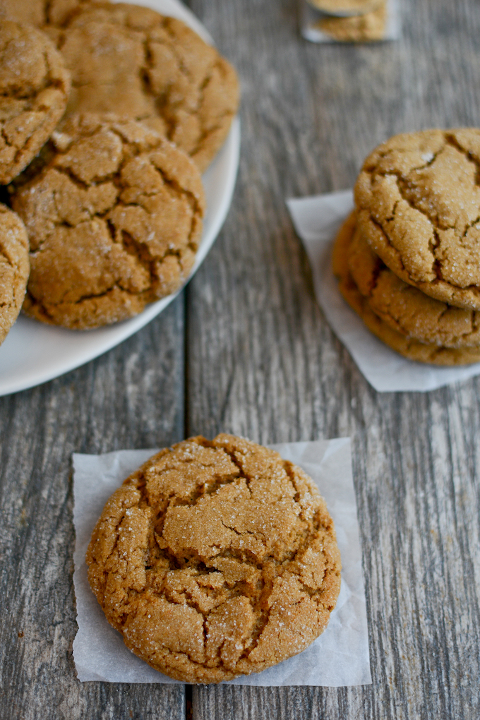 Chewy Gingerbread Cookies 6 soft and chewy gingerbread cookies