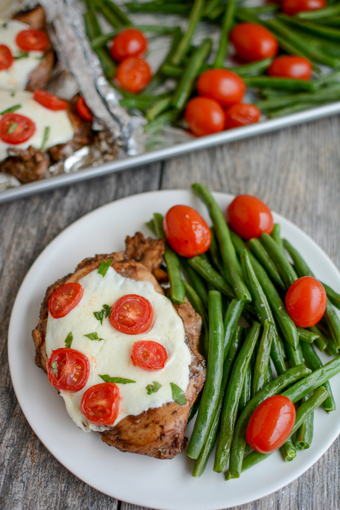 sheet pan chicken breast recipe - caprese chicken