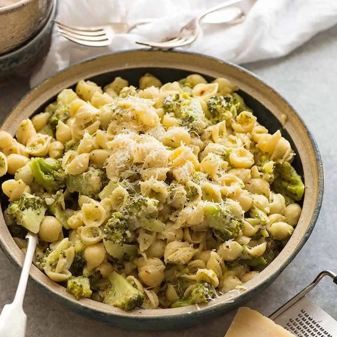 20+ Easy Broccoli Recipes 18 really quick broccoli pasta