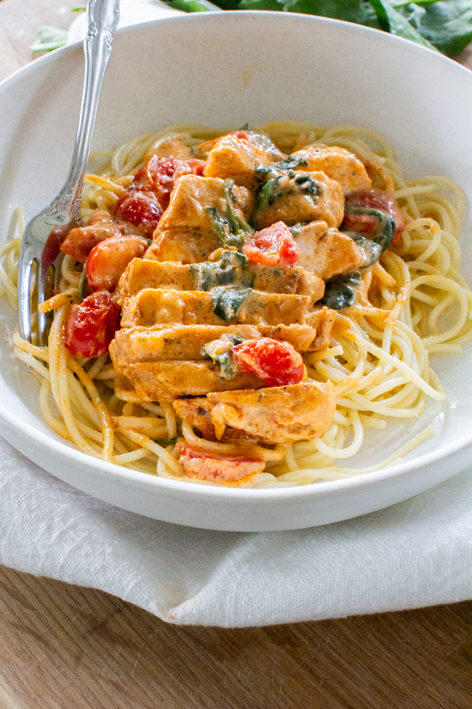 chicken in creamy tomato sauce with pasta